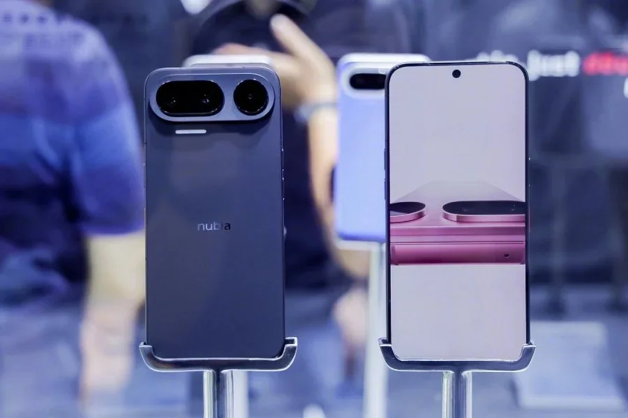 Nubia Unveils NaviX Ultra, an AI Agent Smartphone with On-Device Processing