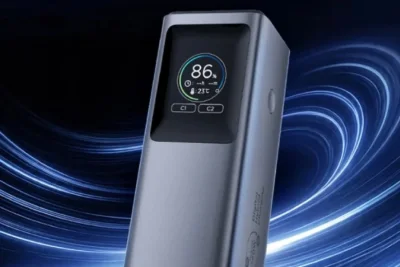 Lenovo Launches 2-in-1 Hybrid Power Bank 140W with Display and 10,200mAh Battery