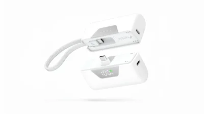 This 10,000mAh Power Bank Splits Into Two Independent Power Banks
