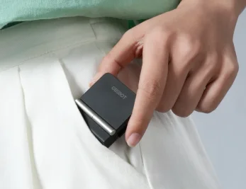 Obsbot Meet Flip: Foldable 4K Webcam Launches Globally with AI Features