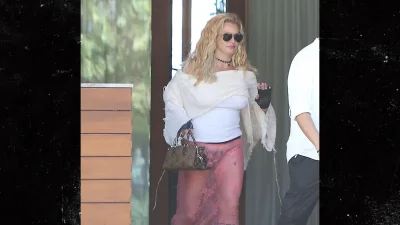 Britney Spears Spotted Enjoying a Stylish Day Out in Malibu