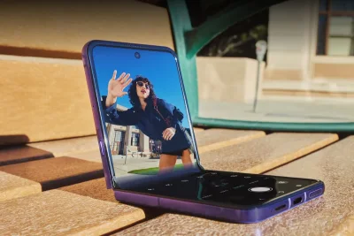 Best Clamshell Phones 2026: Razr 70 Ultra Leads the Pack