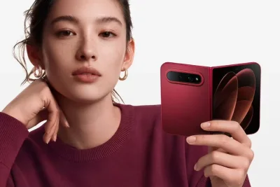 Xiaomi 18 Fold debuts with mid-fold design, XRING O3 chip, and Leica cameras