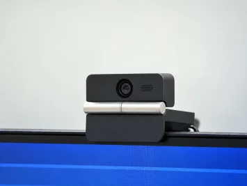 Obsbot Meet Flip 4K Webcam Review: Foldable Privacy, 37.7g Body